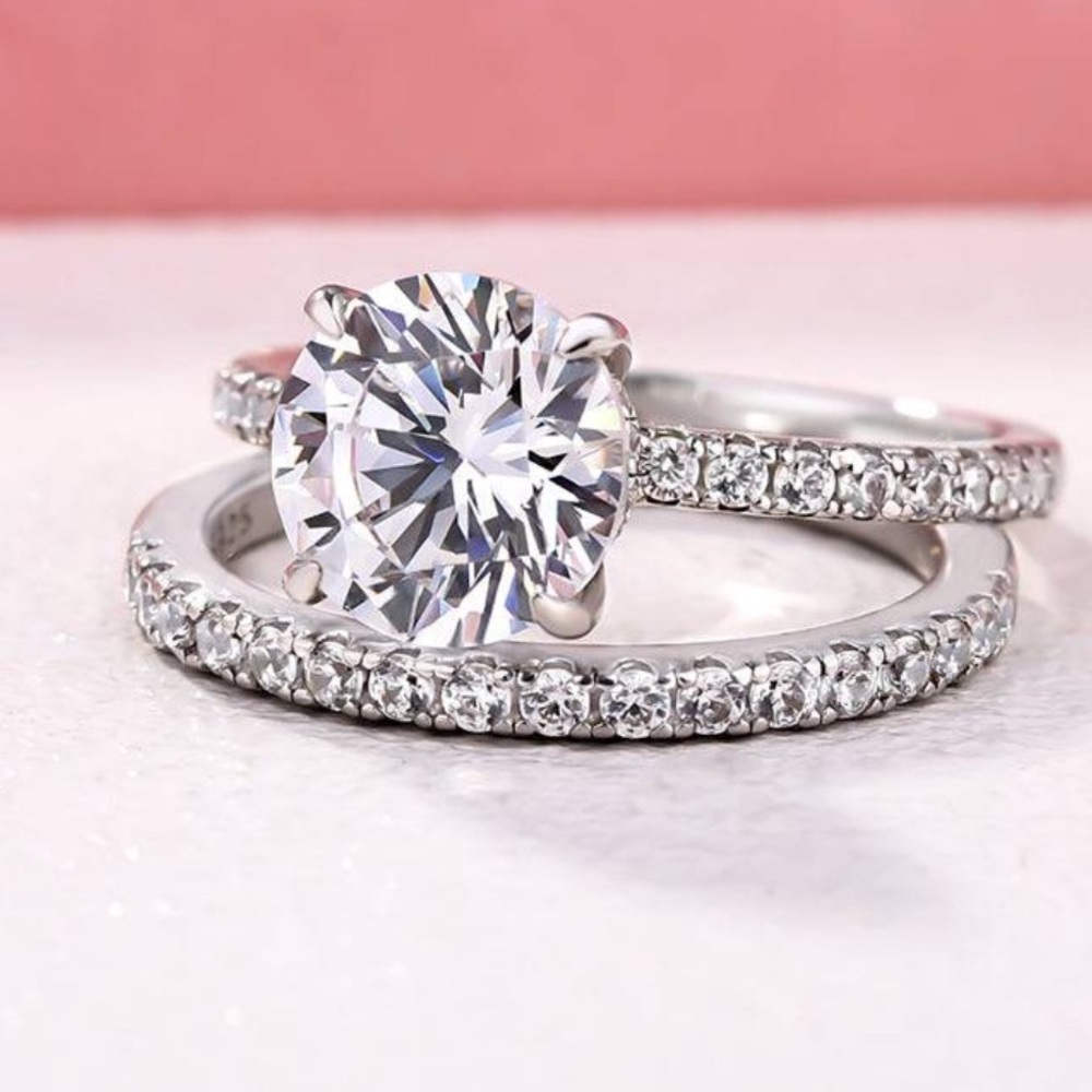 Louily Simulated Diamond Ring Wedding Set NEW Size six